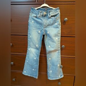 Gap Jeans Size 7, 70s Flare Daisy Embroidery
